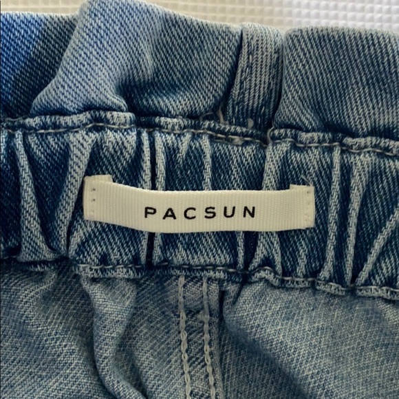 Pacsun mom jeans size 23 light color wash - Picture 5 of 12